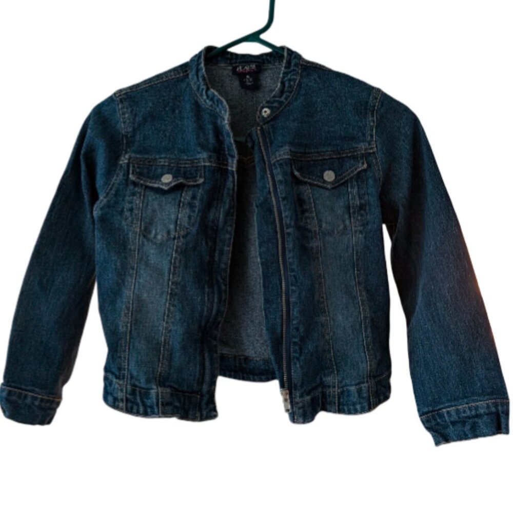 Girls jean jacket with zipper